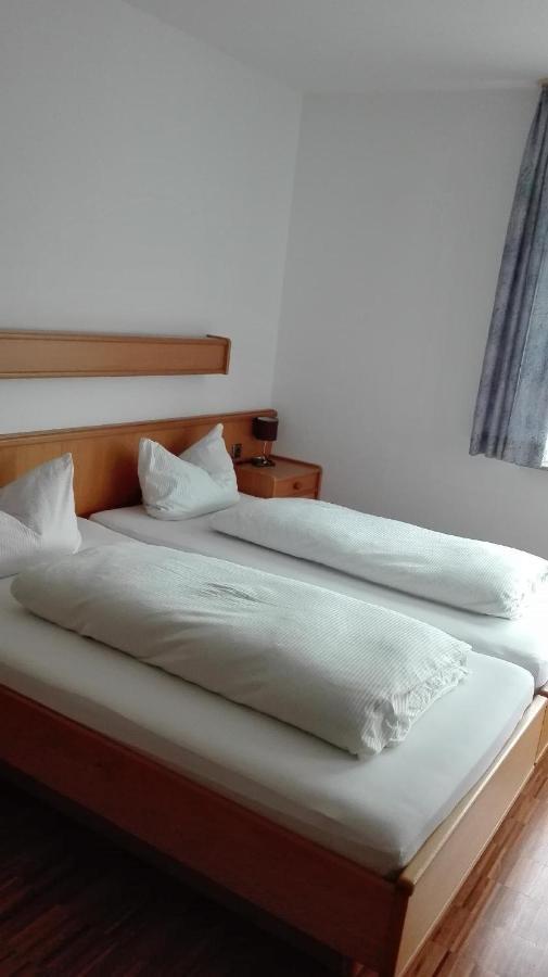 Hotel Restaurant Hirsch Schmiechen Eksteriør billede